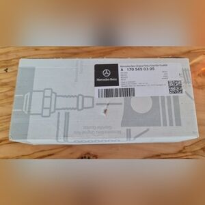 Mercedes-Benz Relay NiB Part # A 170 545 03 05 OEM Original Certified Quality